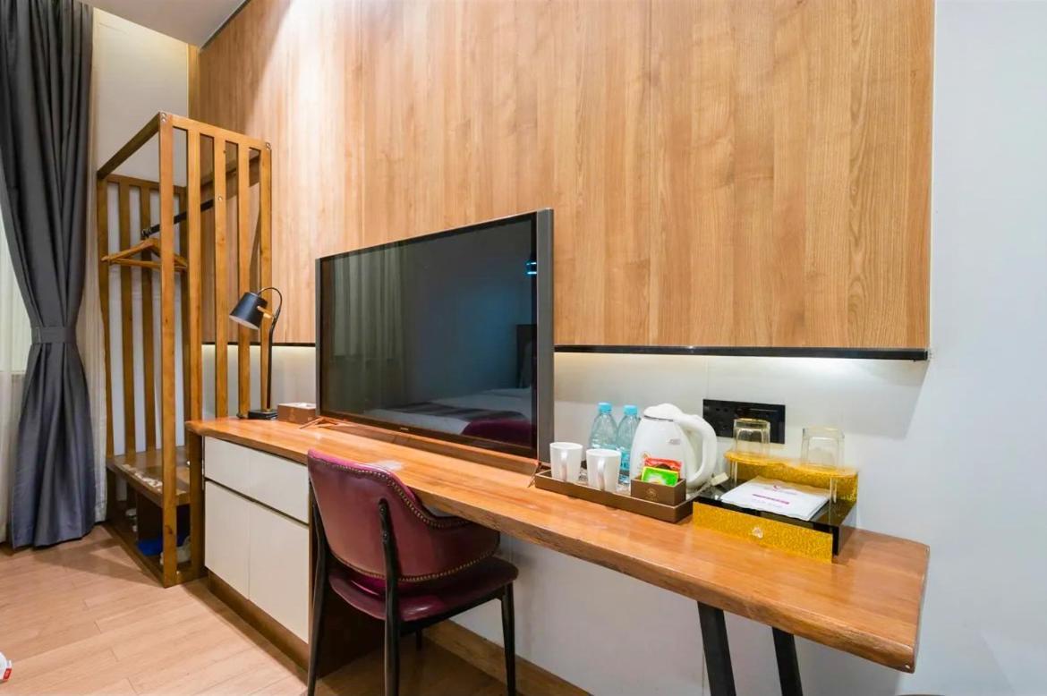 Guangzhou Nuomo International Hotel-Canton Fair Free Shuttle Bus Exteriör bild